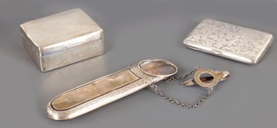 Lot 449 - A COLLECTION OF THREE SILVER ITEMS