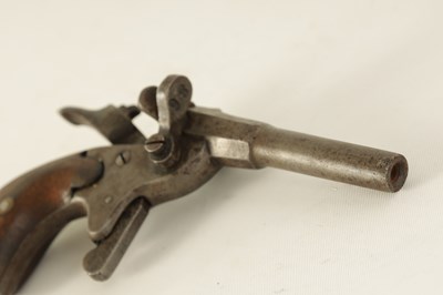 Lot 659 - A 19TH CENTURY MINIATURE STARTING PISTOL