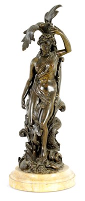 Lot 684 - A 19TH CENTURY FRENCH BRONZE SCULPTURE OF VENUS