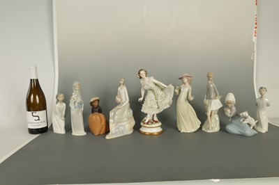 Lot 135 - A SELECTION OF NINE FIGURINES INCLUDING LLADRO AND NAO