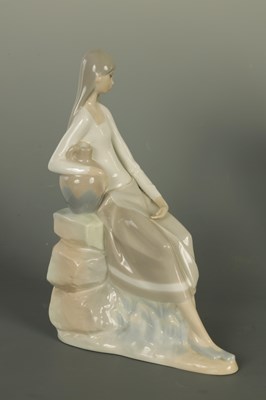 Lot 135 - A SELECTION OF NINE FIGURINES INCLUDING LLADRO AND NAO