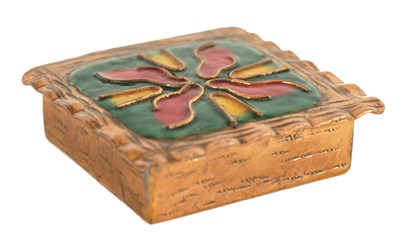 Lot 646 - A SMALL ARTS & CRAFTS COPPER AND ENAMEL BOX