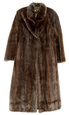 Lot 636 - A VINTAGE SABLE MINK FULL-LENGTH FUR COAT