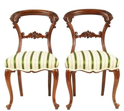 Lot 1000 - A PAIR VICTORIAN ROSEWOOD BALLON BACK CHAIRS