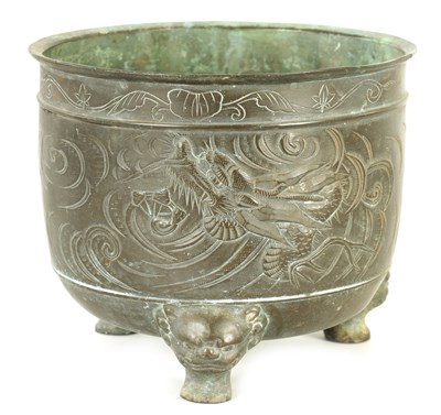 Lot 637 - A 19TH CENTURY CHINESE BRONZE JARDINIERE