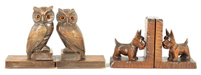 Lot 554 - TWO PAIRS OF EARLY 20TH CENTURY CARVED WOOD BOOKENDS