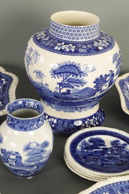Lot 166 - A LARGE COLLECTION OF COPELAND SPODE BLUE AND WHITE POTTERY ITEMS