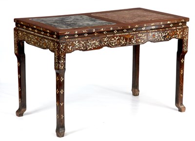 Lot 178 - A 19TH CENTURY CHINESE HARDWOOD AND MOTHER OF PEARL INLAID CENTRE TABLE
