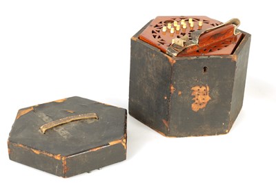 Lot 566 - AN EARLY 20TH CENTURY 20 BUTTON ANGLO SYSTEM CONCERTINA