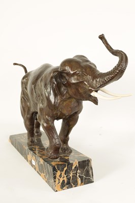 Lot 578 - A FRENCH ART DECO BRONZE SCULPTURE OF AN ELEPHANT