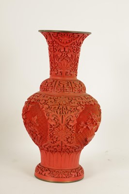 Lot 134 - AN EARLY 20TH CENTURY CHINESE CINNABAR VASE
