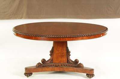 Lot 912 - A LATE REGENCY MAHOGANY CIRCULAR DINING TABLE OF LARGE SIZE - POSSIBLY SCOTTISH