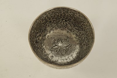 Lot 76 - A LATE 19TH CENTURY INDIAN SILVER BOWL