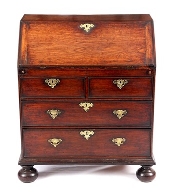 Lot 807 - AN EARLY 18TH CENTURY QUEEN ANNE SOLID WALNUT...