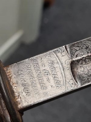 Lot 620 - A 19TH CENTURY OFFICERS ARTILLERY DRESS SWORD