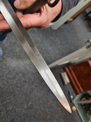 Lot 620 - A 19TH CENTURY OFFICERS ARTILLERY DRESS SWORD