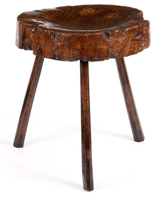 Lot 755 - AN 18TH/EARLY 19TH CENTURY PRIMITIVE ELM...