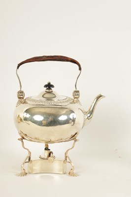 Lot 320 - AN EDWARD VII SILVER TEA KETTLE ON STAND OF GEORGE I DESIGN