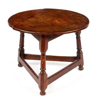 Lot 796 - A 17TH CENTURY STYLE JOINED OAK TRIANGULAR...