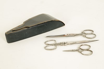 Lot 495 - TWO CASES OF JOSEPH RODGERS TRAVELLING SALESMAN'S SCISSORS