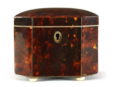 Lot 460 - A 19TH CENTURY SMALL DOME TOP TORTOISESHELL TEA CADDY