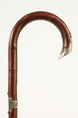 Lot 353 - AN EARLY 20TH CENTURY SILVER MOUNTED WALKING STICK