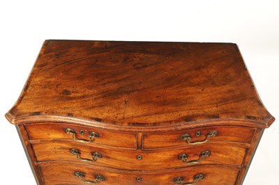 Lot 924 - A GOOD GEORGE III FIGURED MAHOGANY SERPENTINE CHEST OF SMALL SIZE
