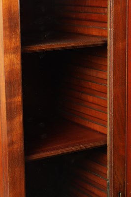Lot 871 - A FINE GEORGE III FIGURED MAHOGANY BREAK-FRONT BOOKCASE OF SMALL SIZE AND PROPORTIONS