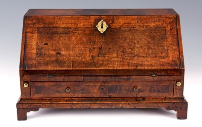 Lot 772 - A QUEEN ANNE FIGURED WALNUT AND HERRING BANDED...