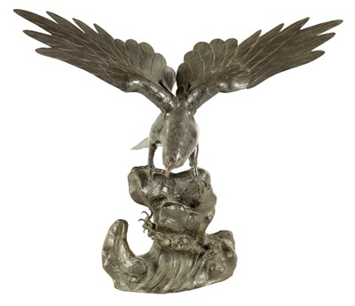 Lot 64 - A 19TH CENTURY CHINESE PATINATED BRONZE SCULPTURE OF AN EAGLE