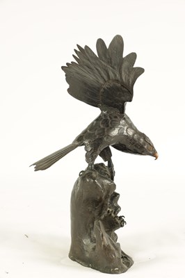 Lot 181 - A 19TH CENTURY CHINESE PATINATED BRONZE SCULPTURE OF AN EAGLE
