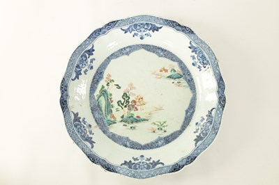 Lot 79 - AN 18TH CENTURY CHINESE BLUE AND WHITE SCALLOP EDGE DISH