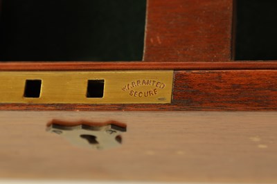 Lot 609 - DE GRAVE & CO. LTD, MAKERS LONDON. A GOOD EARLY 20TH CENTURY MAHOGANY CASED SET OF TRADING STANDARDS MEASURES FOR THE COUNTY BOROUGH OF HUDDERSFIELD
