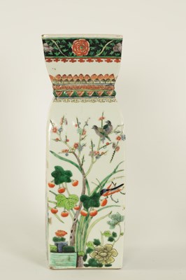 Lot 105 - A CHINESE KANGXI PERIOD FAMILLE VERTE SHAPED SQUARE VASE