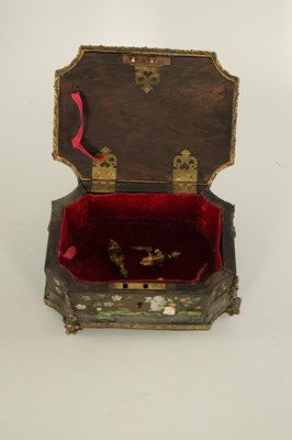 Lot 492 - A LATE 17TH/EARLY 18TH CENTURY CONTINENTAL ORMOLU MOUNTED TORTOISESHELL AND STAINED HORN INLAID DRESSING TABLE CASKET
