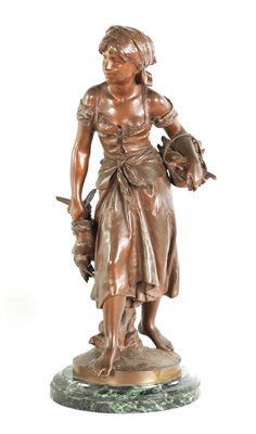 Lot 448 - AFTER AUGUSTE MOREAU - A 20TH CENTURY PATINATED BRONZE FIGURE