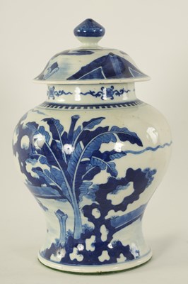 Lot 130 - AN EARLY 19TH CENTURY CHINESE BLUE AND WHITE BALUSTER VASE AND COVER
