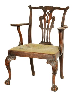 Lot 902 - A MID 18TH CENTURY WALNUT OPEN ARMCHAIR IN THE MANNER OF CHIPPENDALE