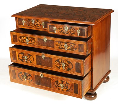 Lot 959 - A WILLIAM AND MARY MARQUETRY INLAID AND OYSTER VENEERED CHEST OF DRAWERS