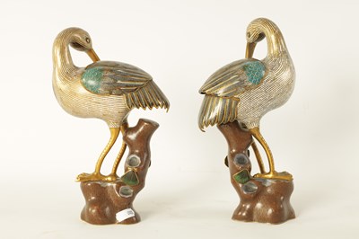 Lot 131 - A PAIR OF EARLY 20TH CENTURY CHINESE CLOISONNÉ ENAMEL MODELS OF CRANES