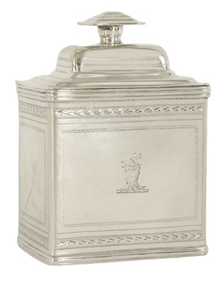 Lot 301 - A GEORGE IV SILVER TEA CADDY