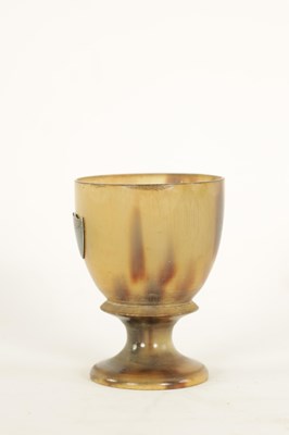 Lot 473 - A 19TH CENTURY HORN SILVER MOUNTED CUP