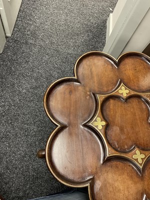 Lot 963 - AN EARLY GEORGE III MAHOGANY AND BRASS INLAID SUPPER TABLE IN THE MANNER OF FREDERICK HINTZ