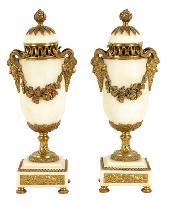 Lot 496 - A PAIR OF 19TH CENTURY CARRARA MARBLE AND ORMOLU MOUNTED CASOLETTE