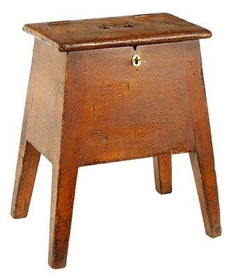 Lot 823 - A 19TH CENTURY SCUMBLED PINE BOX STOOL