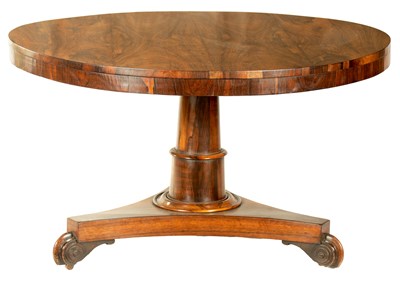 Lot 902 - A REGENCY FIGURED ROSEWOOD CIRCULAR CENTRE TABLE