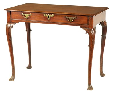 Lot 904 - A GEORGE II IRISH STYLE MAHOGANY SIDE TABLE