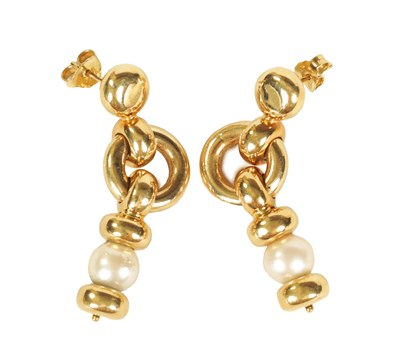 Lot 234 - A LARGE PAIR OF LADIES 18CT GOLD AND PEARL EARRINGS
