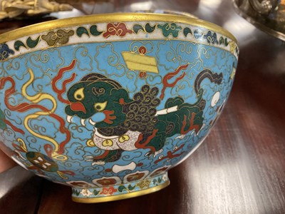 Lot 202 - A LATE 19TH/EARLY 20TH CENTURY CHINESE CLOISONNE BOWLL