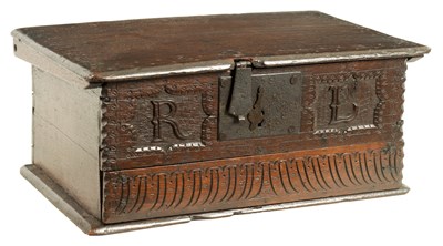 Lot 561 - A GOOD LATE 17TH CENTURY OAK BIBLE BOX OF SMALL SIZE INITIALED 'R L' TO THE FRONT